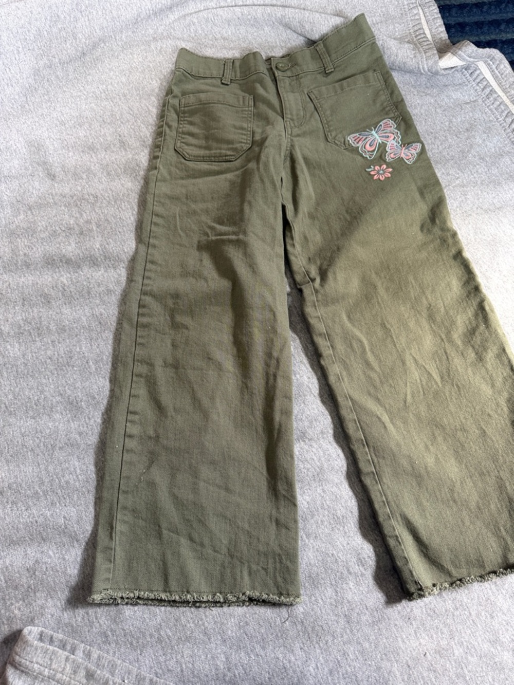 OshKosh B'gosh Olive Green Wide-Leg Pants with Butterfly Patch